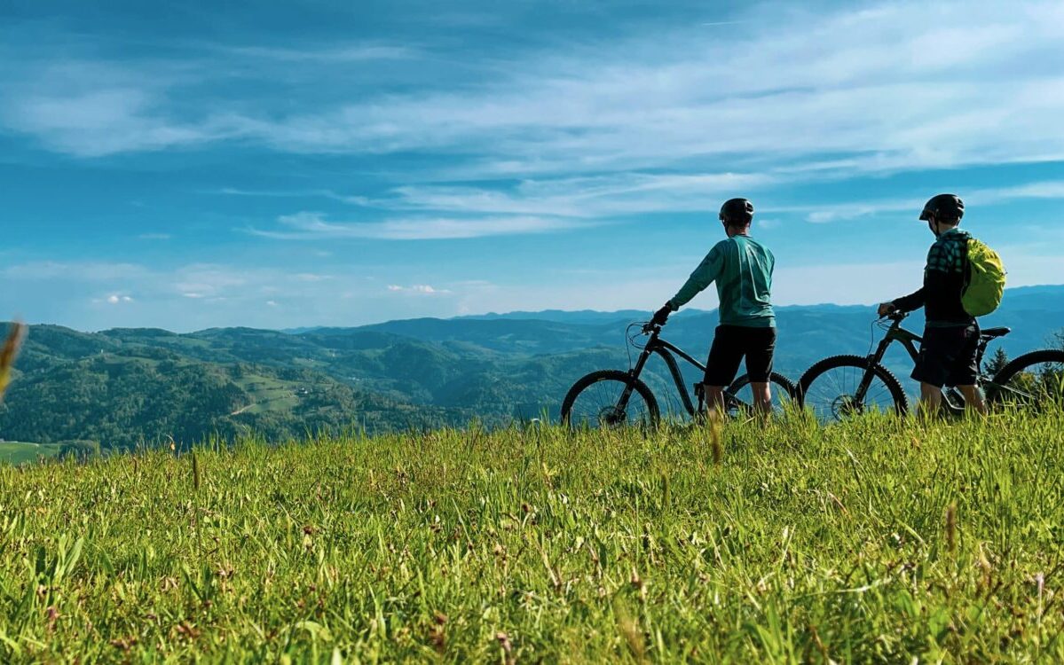 Circular cycling trail Ziri