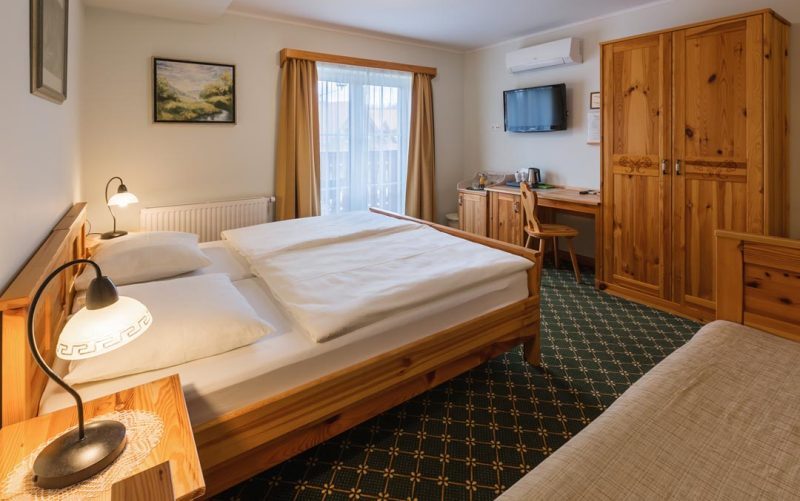 Penzion Kaps accommodation at Lake Bled